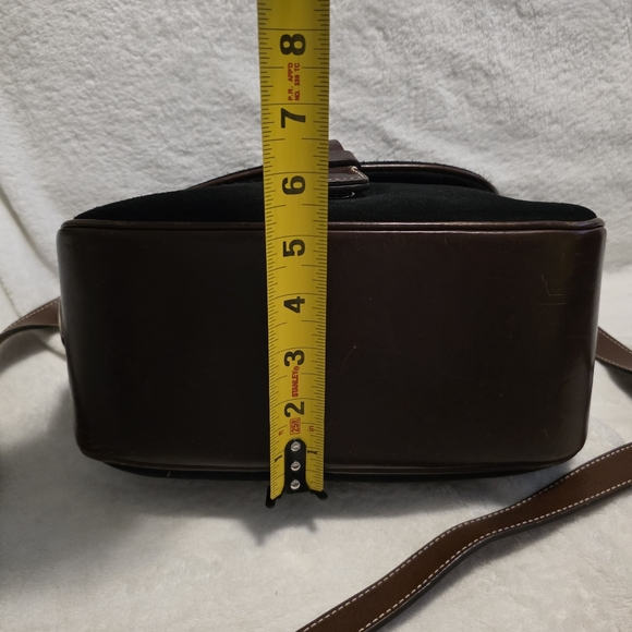 Vintage Dooney & Bourke Suede Leather Flap Crossbody Bag Black Brown Equestrian - Picture 12 of 12